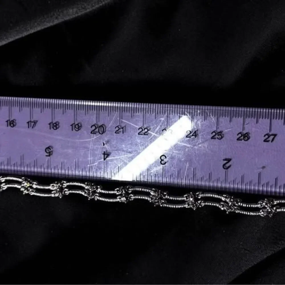 Unbranded elegant silver